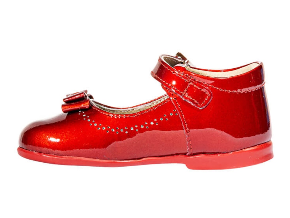 Zapato Nine West de charol para niña 3