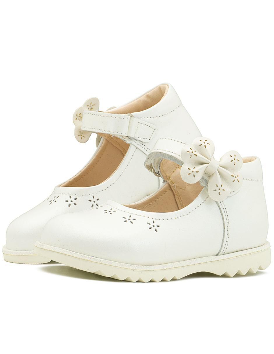 Zapato de piel para niña 2