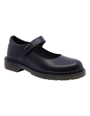 Zapato de piel para niña Zapato de piel para niña