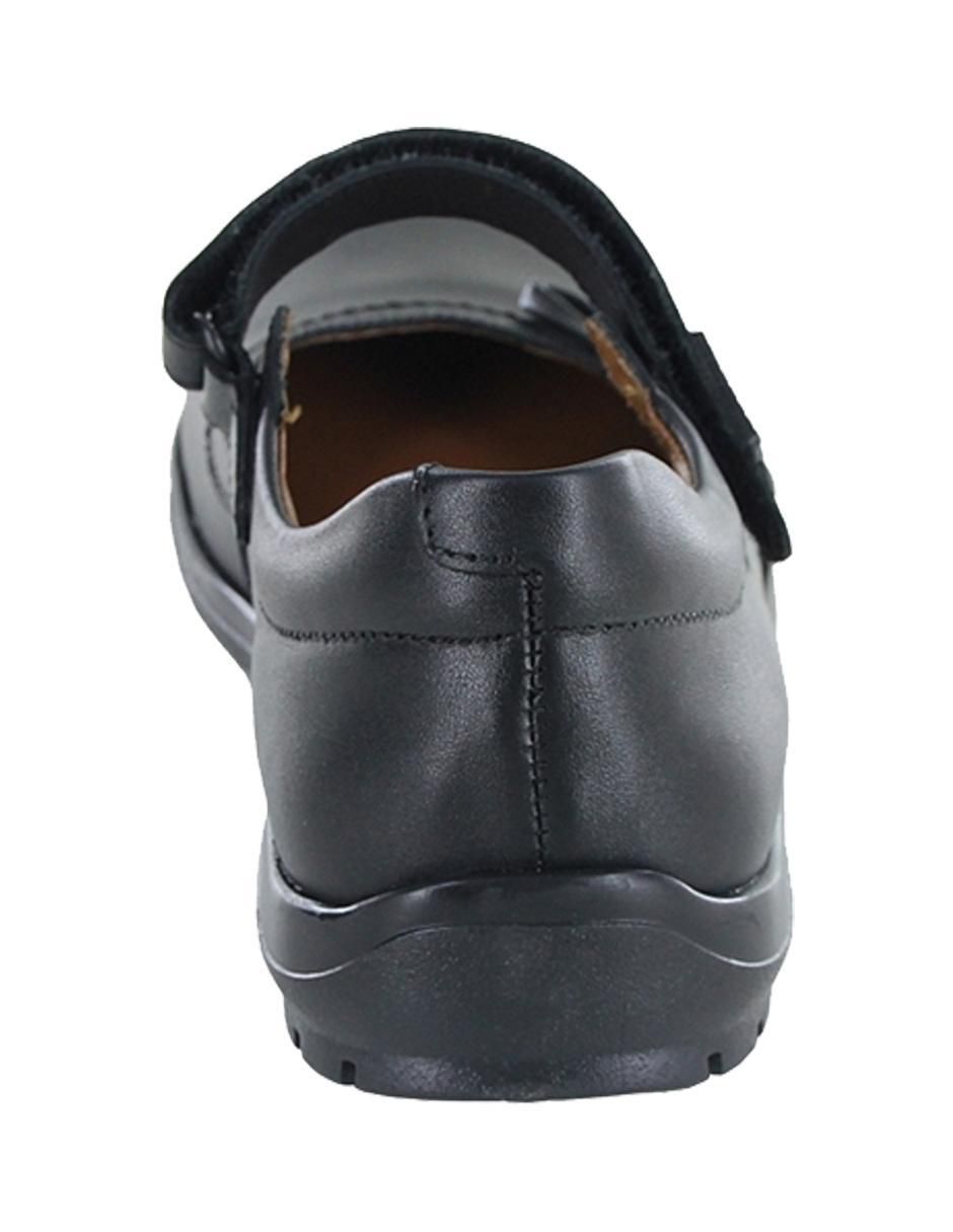 Zapato de piel para niña