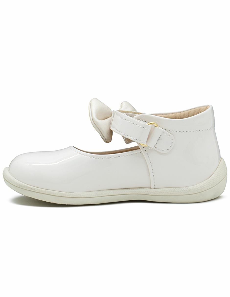 Zapato de charol para niña 5
