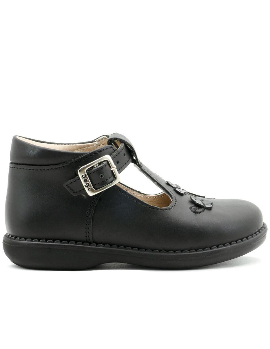 Zapato de piel para niña