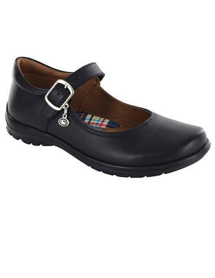 Zapato de piel para niña