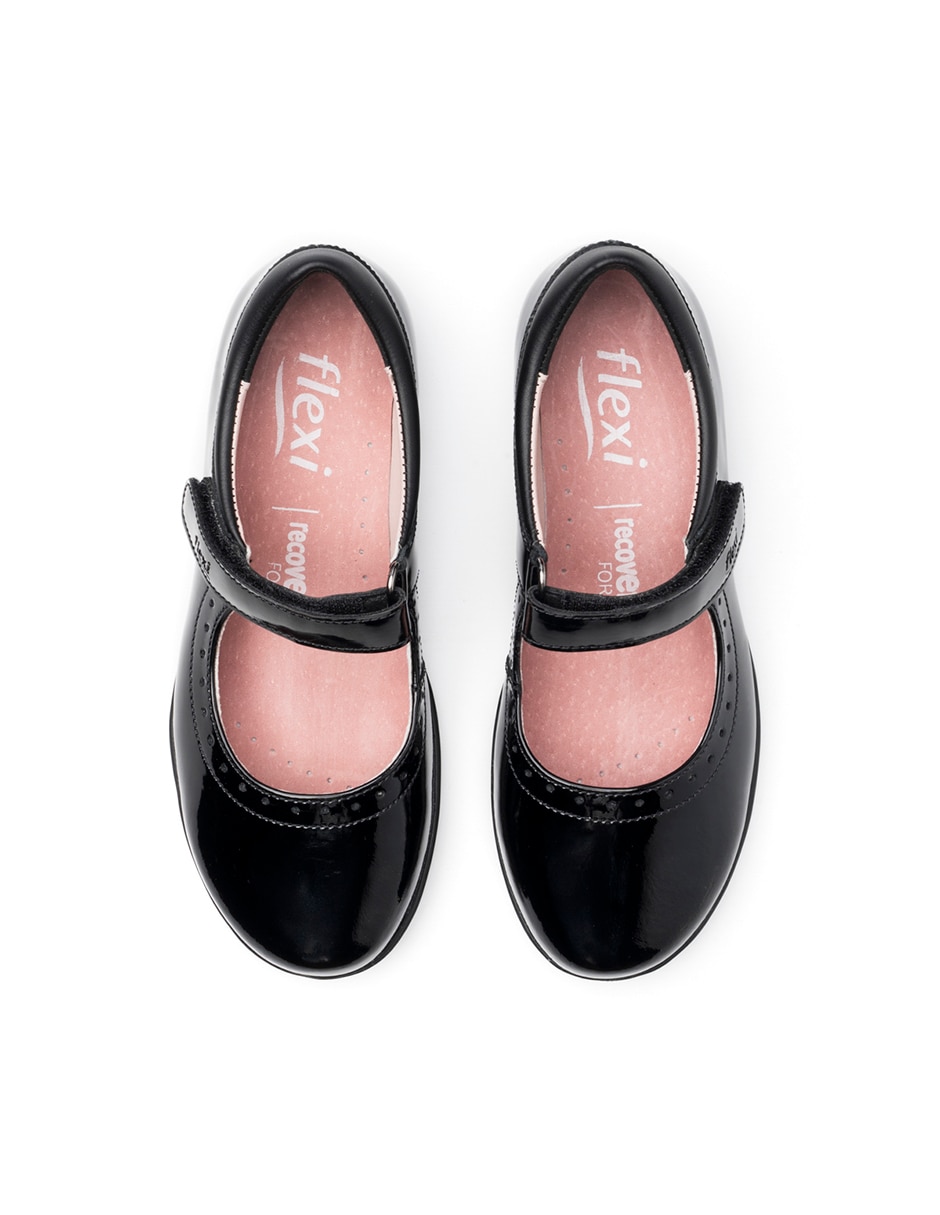Zapato de piel para niña