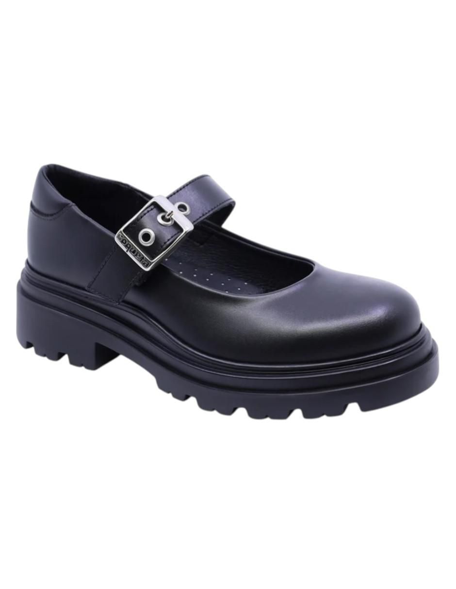 Zapato de piel para niña