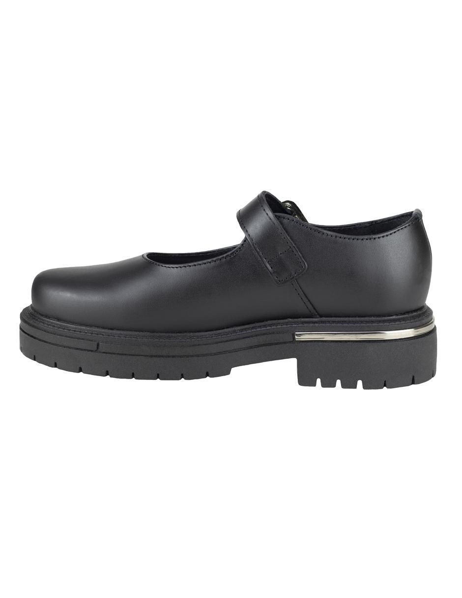 Zapato de piel para niña