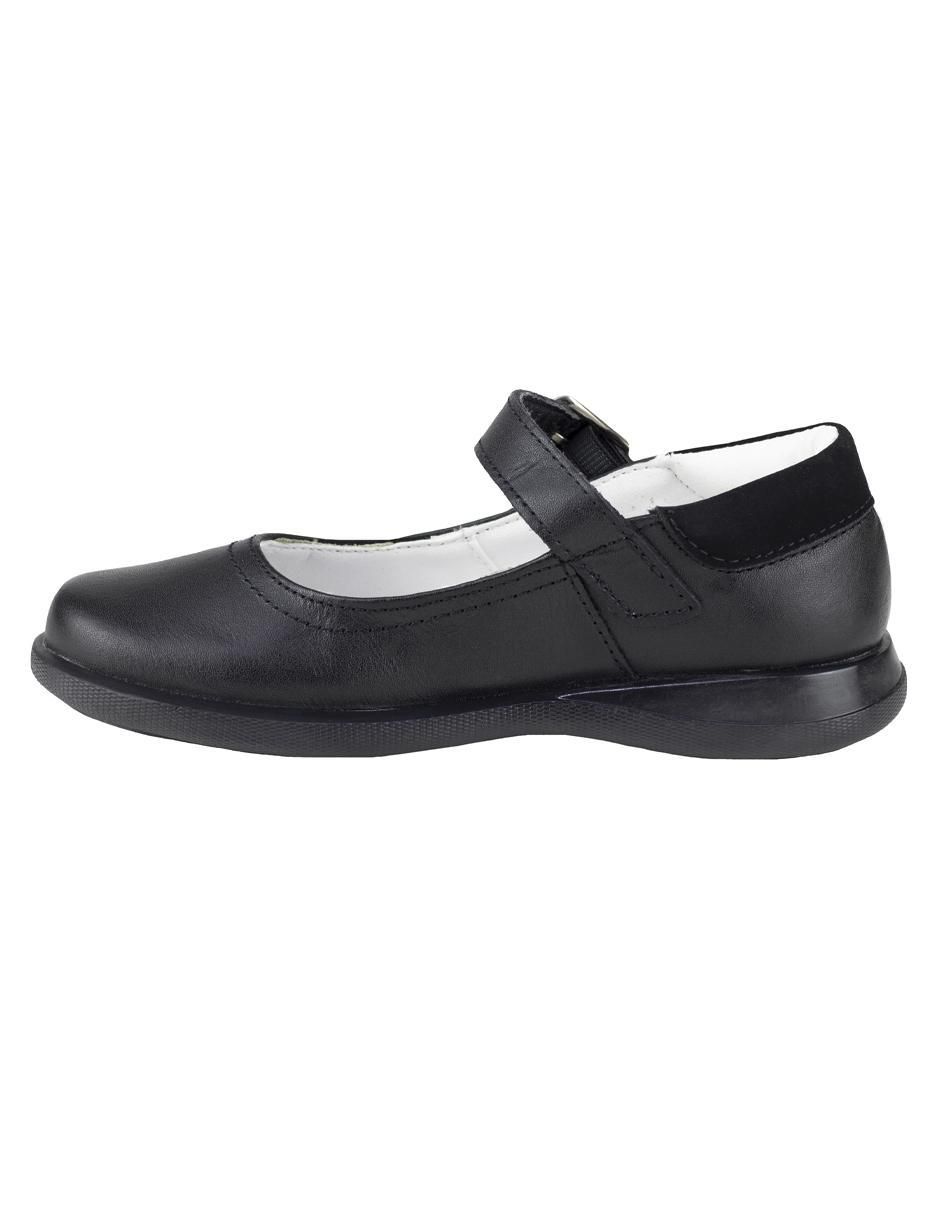Zapato de piel para niña