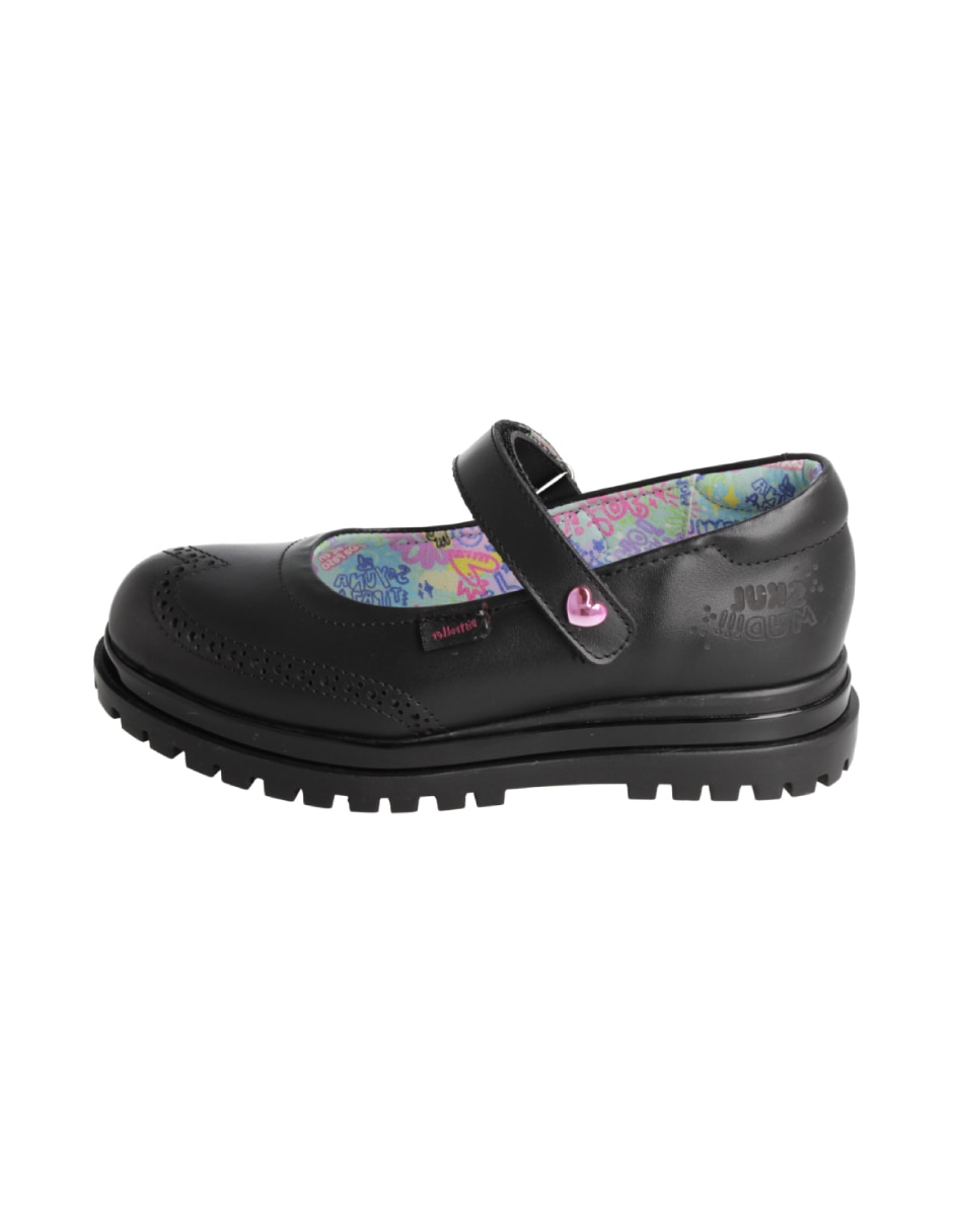 Zapato de piel para niña