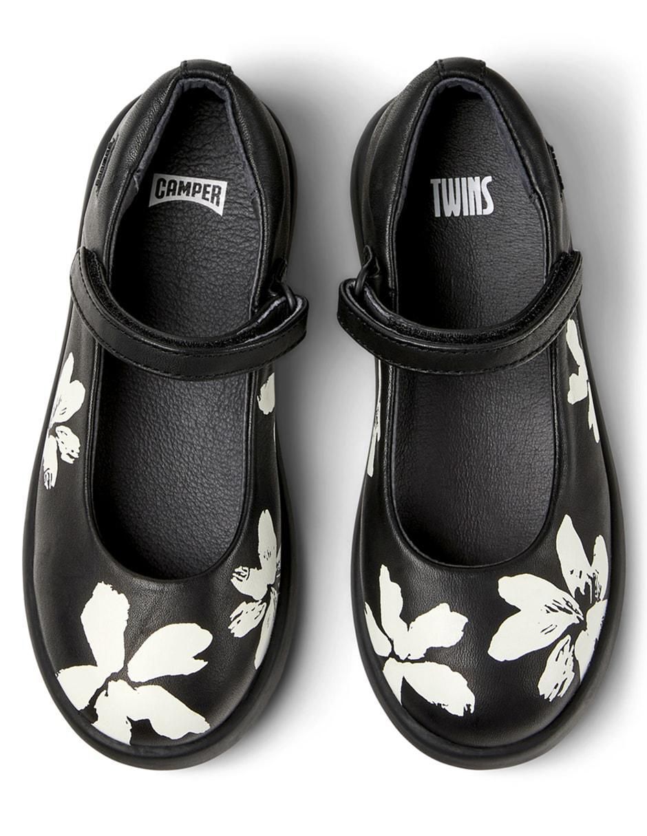 Zapato de piel para niña