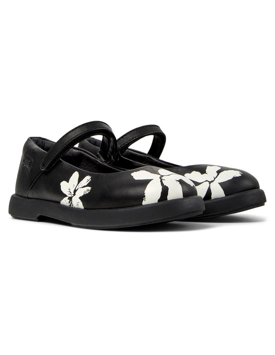 Zapato de piel para niña