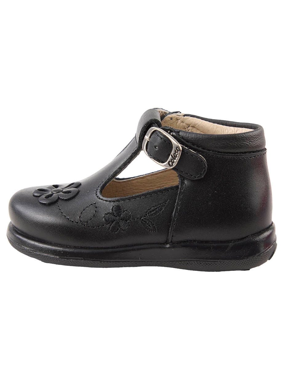 Zapato de piel para niÐa Zapato de piel para niÐa