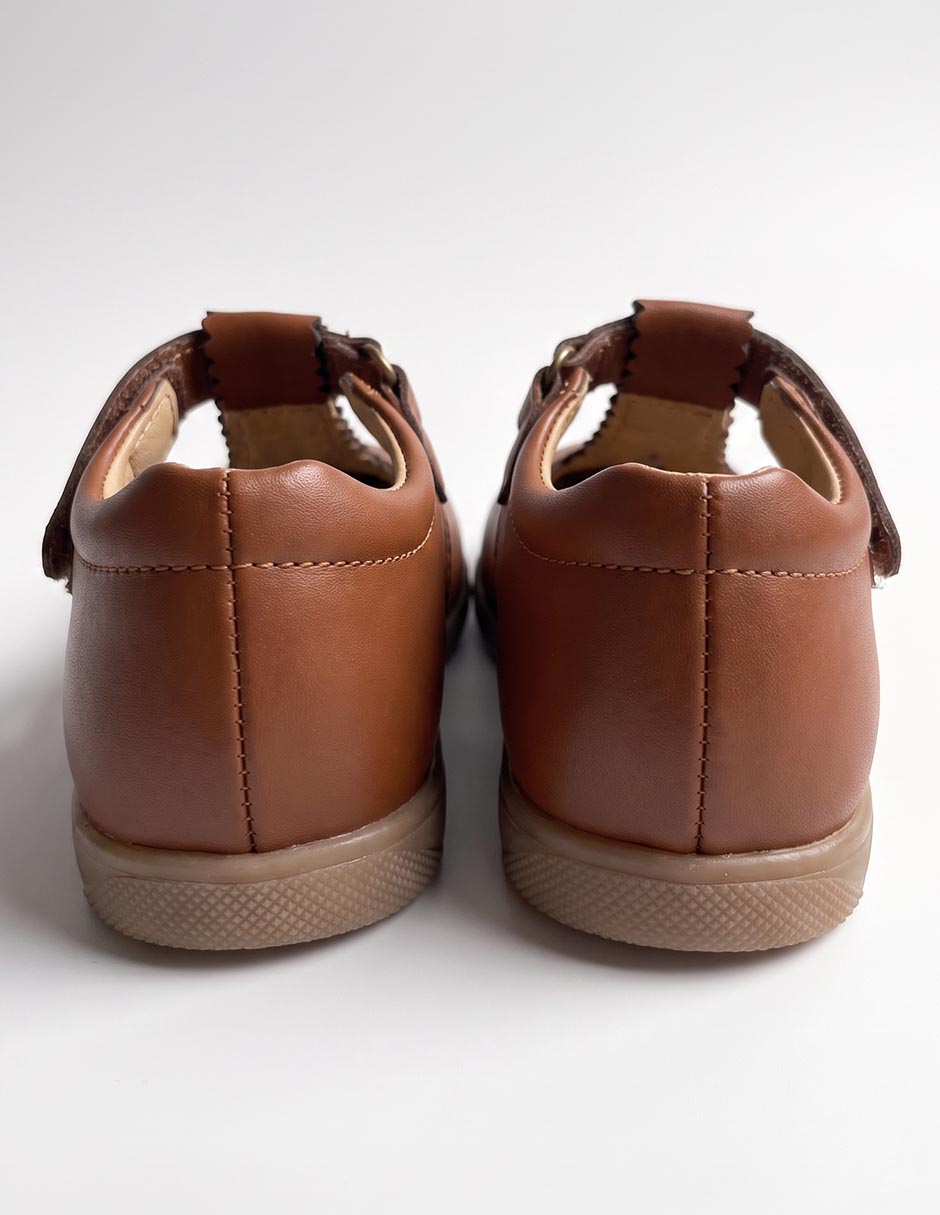Zapato de piel para niña 3