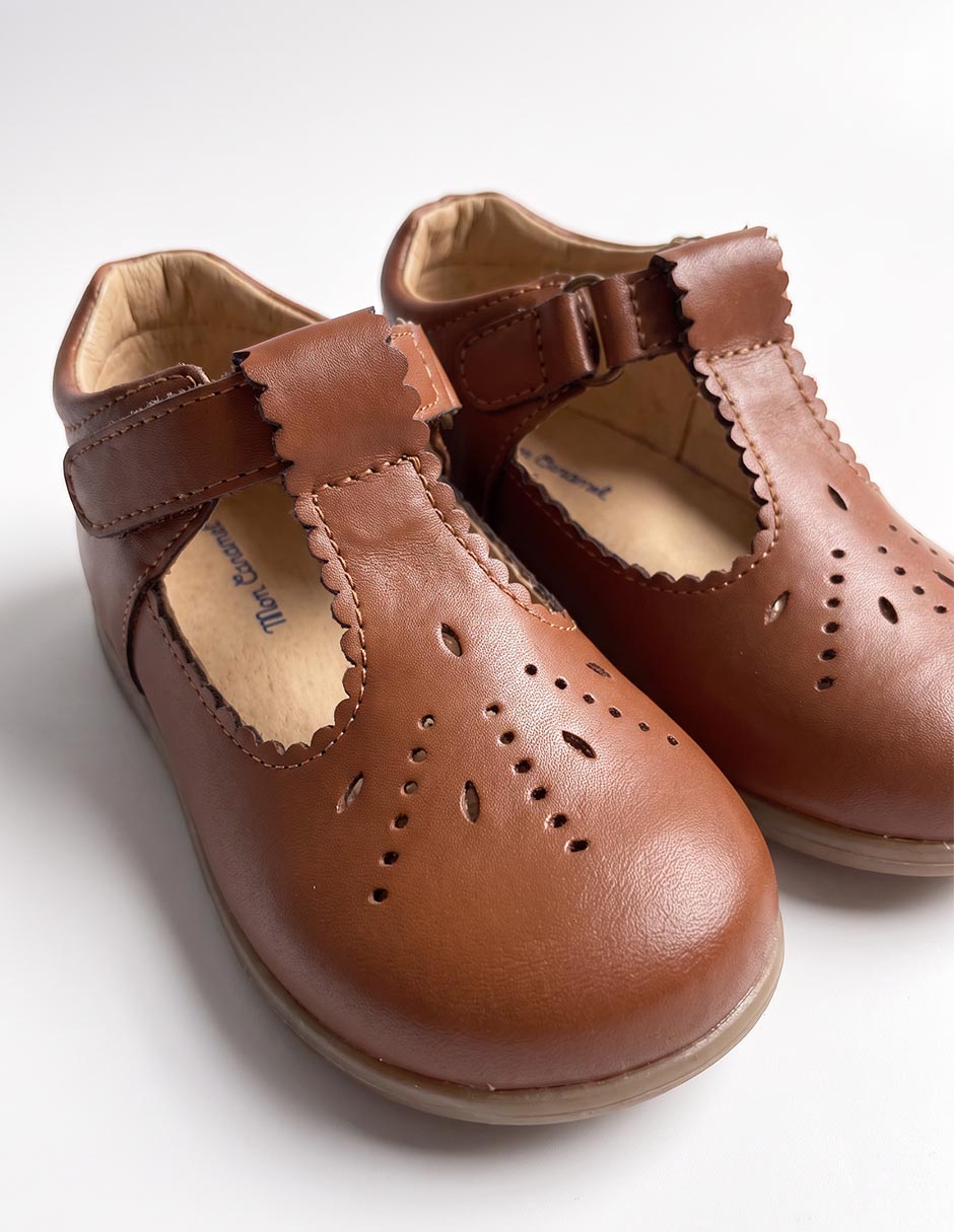 Zapato de piel para niña 5