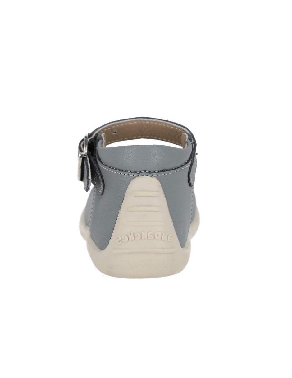 Zapato de piel para niña 2