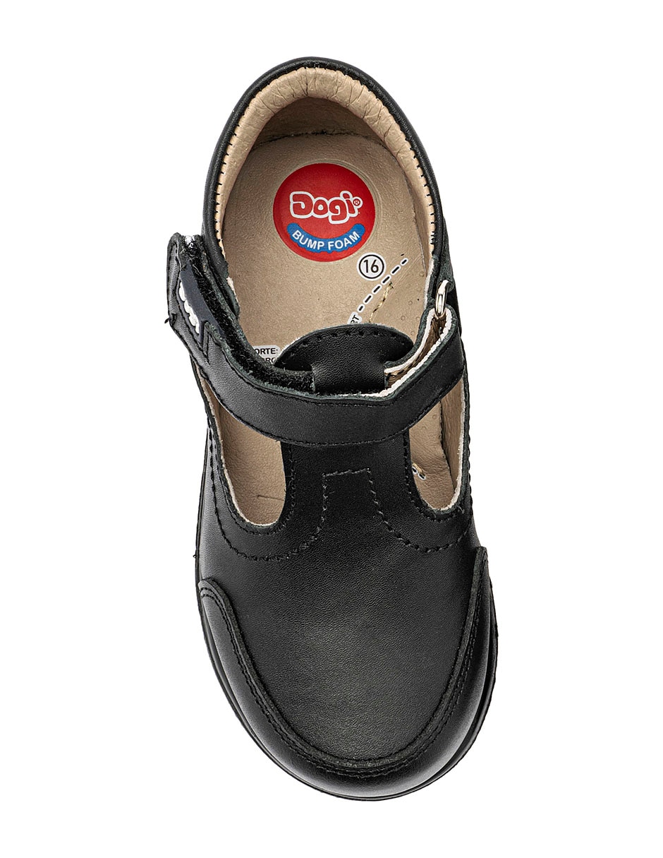 Zapato de piel para niña