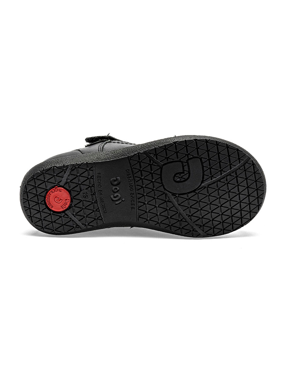 Zapato de piel para niña