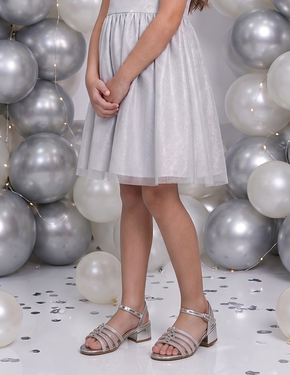 Sandalia chic para niña 13